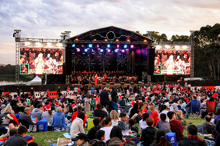 Monash Carols by Candlelight [Melbourne]