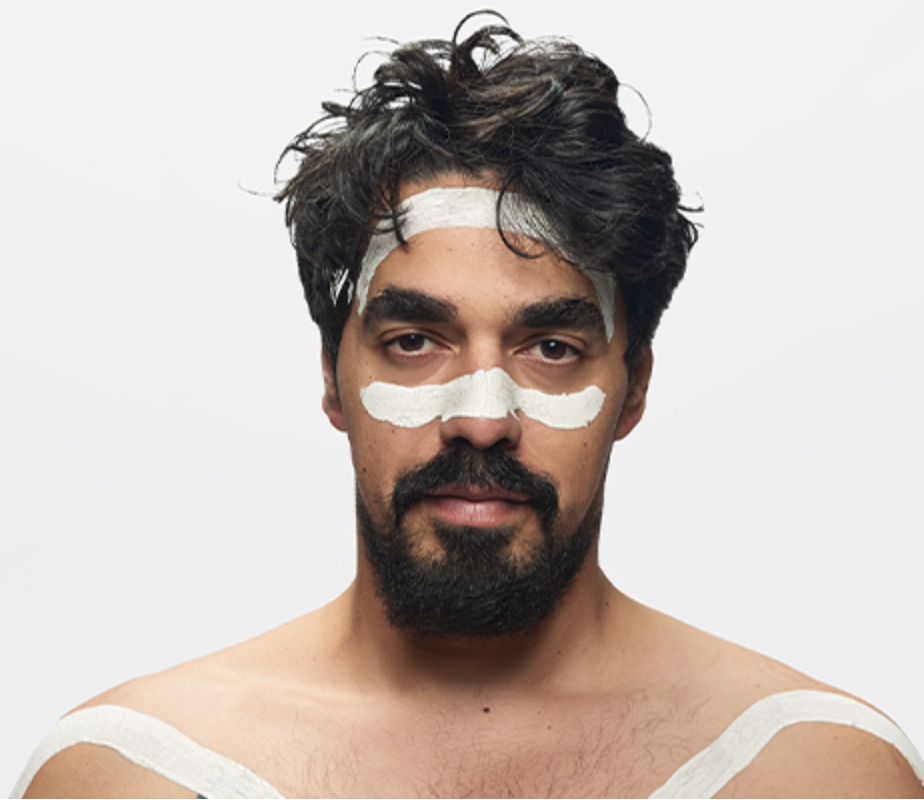 Bennelong In London (STC) [Sydney]