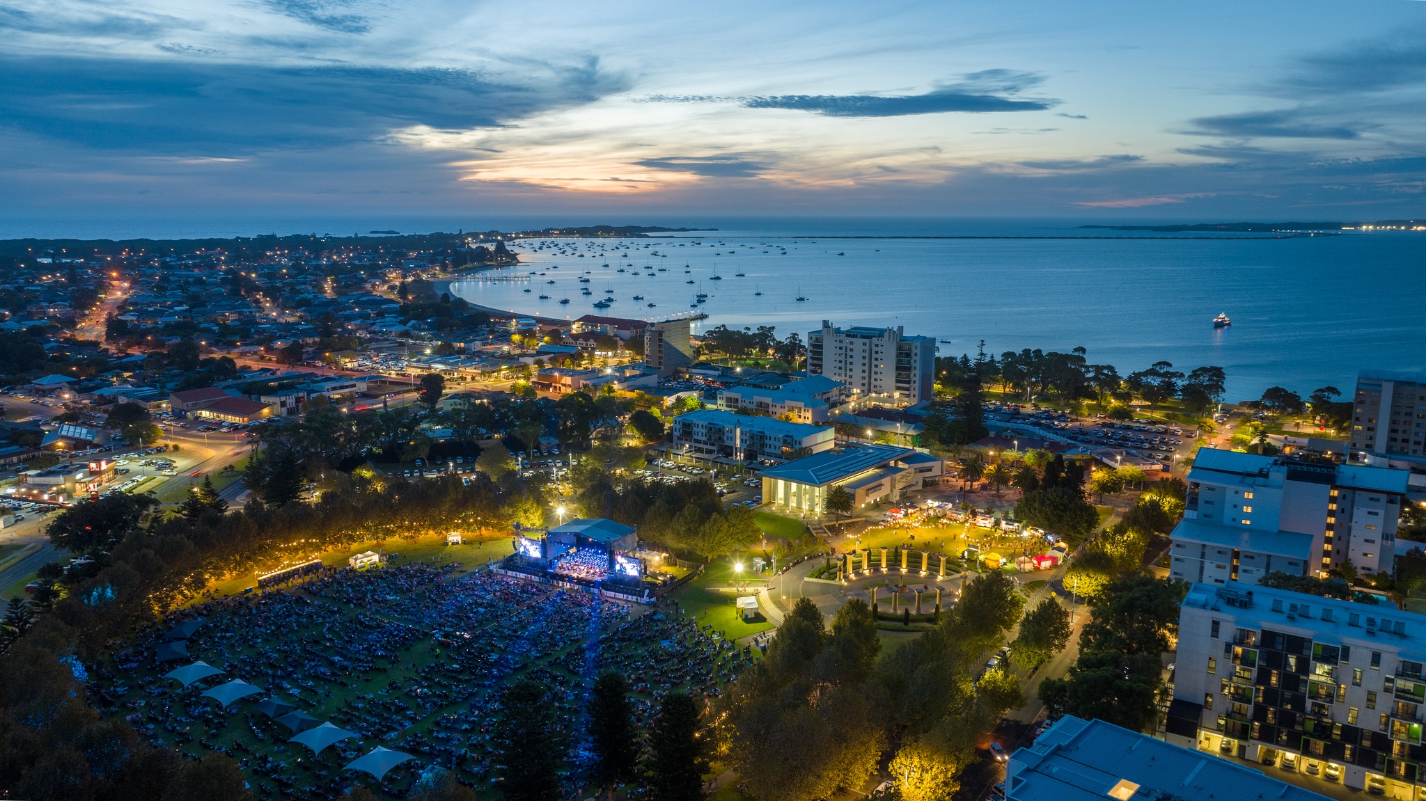 Symphony on the Green [Rockingham]