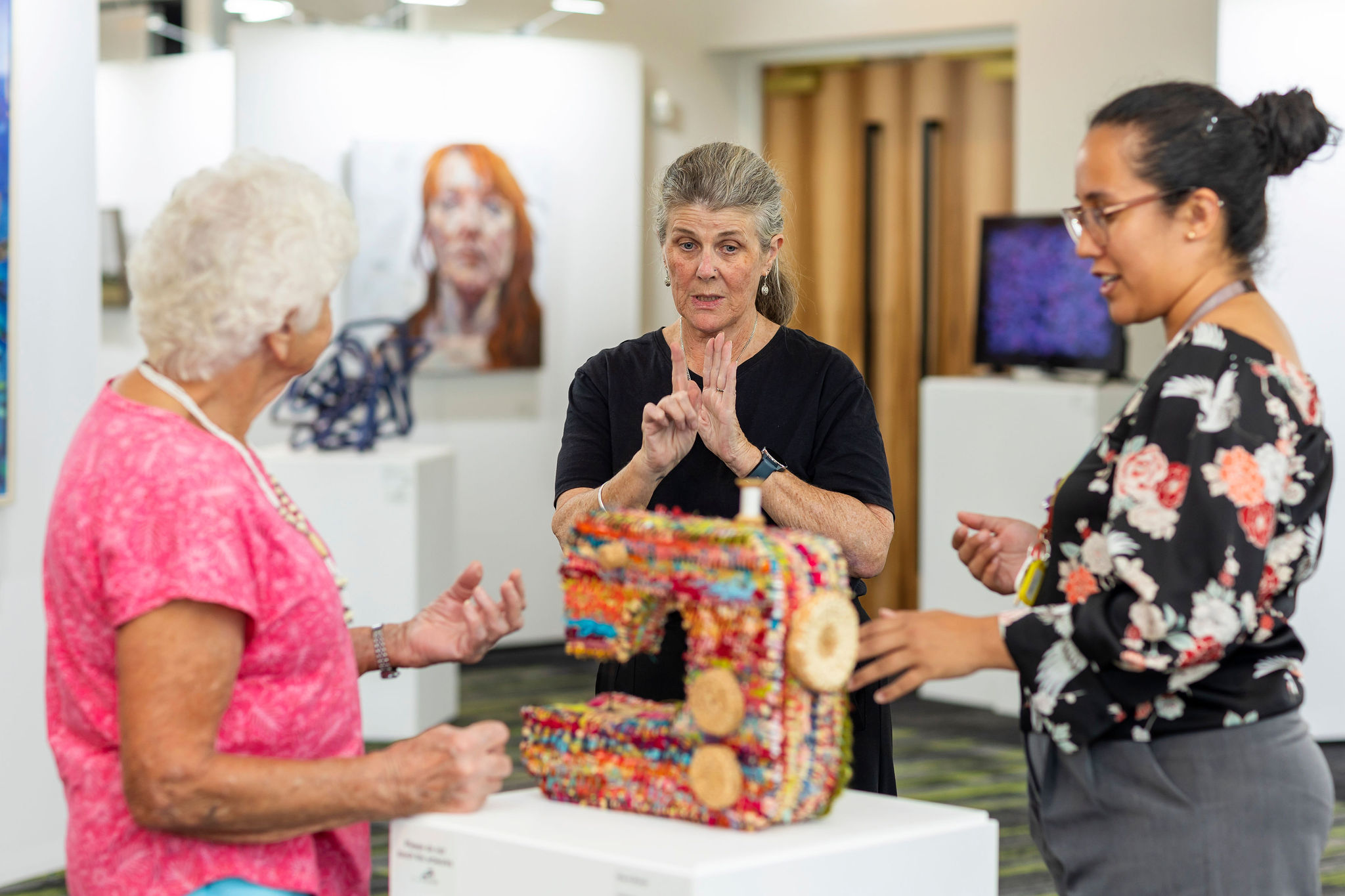 Minnawarra Art Awards – Tactile Tour (Times: 10.15am, 11.15am & 12.15pm) [Armadale]